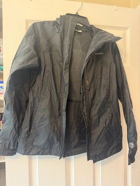 Columbia Women’s Rain Jacket